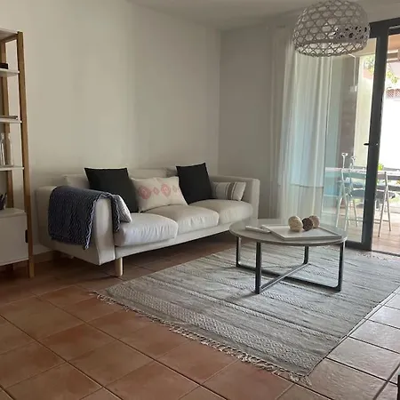 Апартаменты Chez Fileo Avec Piscine En